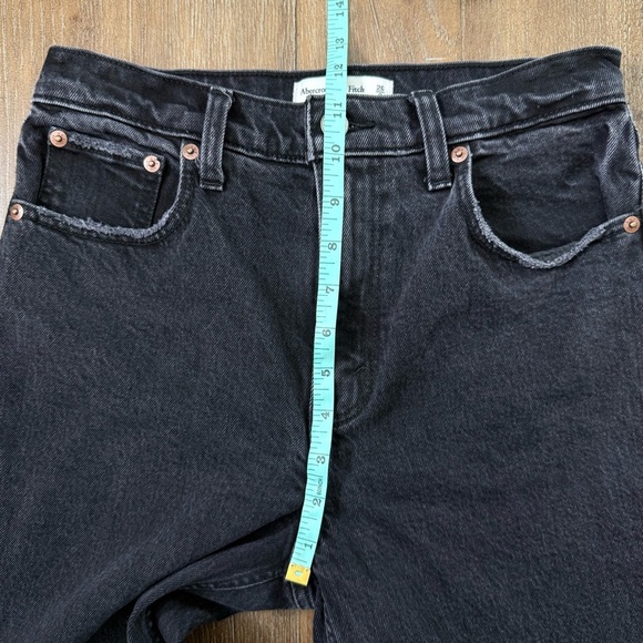 Abercrombie & Fitch The 90s Straight Leg Ultra high Rise Jeans 26 Black - Picture 5 of 12